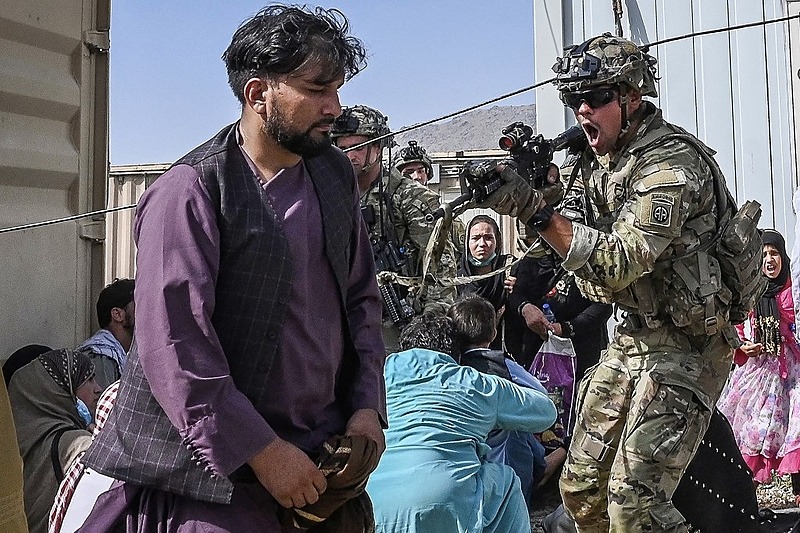 O Grande Herói recria ações militares dos EUA no Afeganistão - 19/03/2014  - UOL Entretenimento
