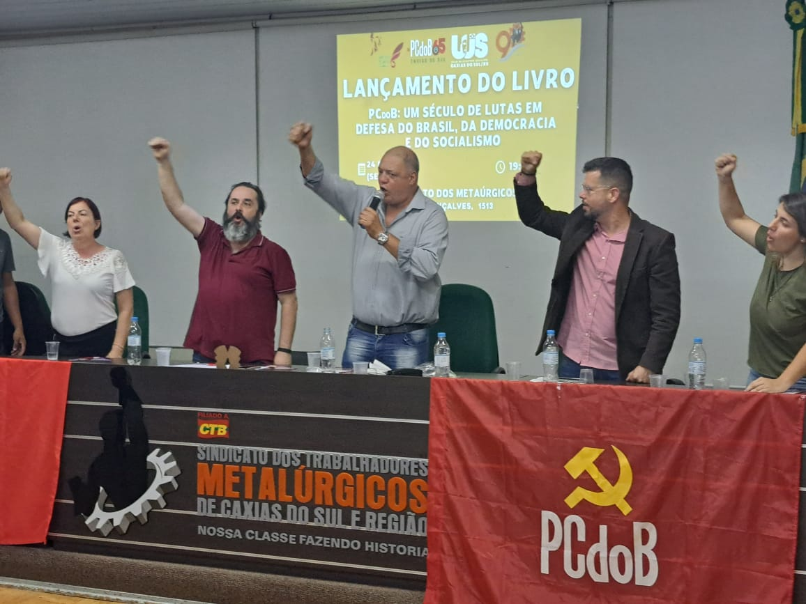 PCdoB lança livro para comemorar 101 anos em Caxias do Sul
