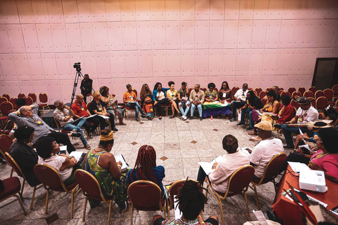 Grupos de debate da conferência antirracista priorizam luta por igualdade e inclusão