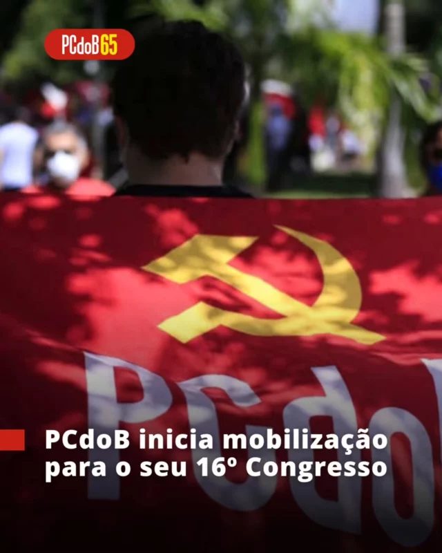 #16CongressoPCdoB

Neste final de semana (31/5 e 1º/6), o Comitê Central do Partido Comunista do Brasil aprovou, em reunião, os documentos que vão orientar e subsidiar todos os comunistas (filiados, militantes, dirigentes) para o debate político que ocorrerá de junho a outubro no processo do 16º Congresso do PCdoB.

Os congressos do partido ocorrem de quatro em quatro anos e são a instância máxima de discussão e deliberação da posição dos comunistas sobre os problemas do Brasil e do mundo.

A direção nacional elaborou um documento político que guia a discussão — o chamado Projeto de Resolução Política, apelidado de PRP — com o título "Vitória do Brasil em 2026 – Mudanças para o desenvolvimento soberano".

O documento que vai orientar os debates da militância partidária neste 16º Congresso está dividido em três partes: a primeira foca na análise política da situação internacional; a segunda discute o quadro político nacional e o terceiro, os desafios do PCdoB.

Este é o momento no qual se efetiva, de forma amplamente participativa, a democracia partidária. Cada membro do PCdoB pode contribuir com os debates na sua organização de base, que é onde o militante está — numa escola, numa empresa, numa comunidade, numa universidade — ou por áreas de atuação — movimento negro, de mulheres, LGBTQIA+, meio ambiente, tecnologia, comunicação, saúde, entre tantas outras.

Leia a íntegra no site do #PCdoB.